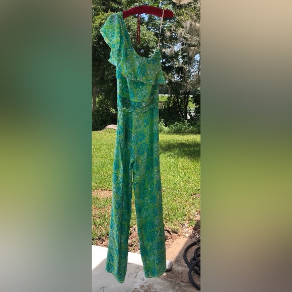 Lily Pulitzer silk jumpsuit/romper - Picture 2 of 16